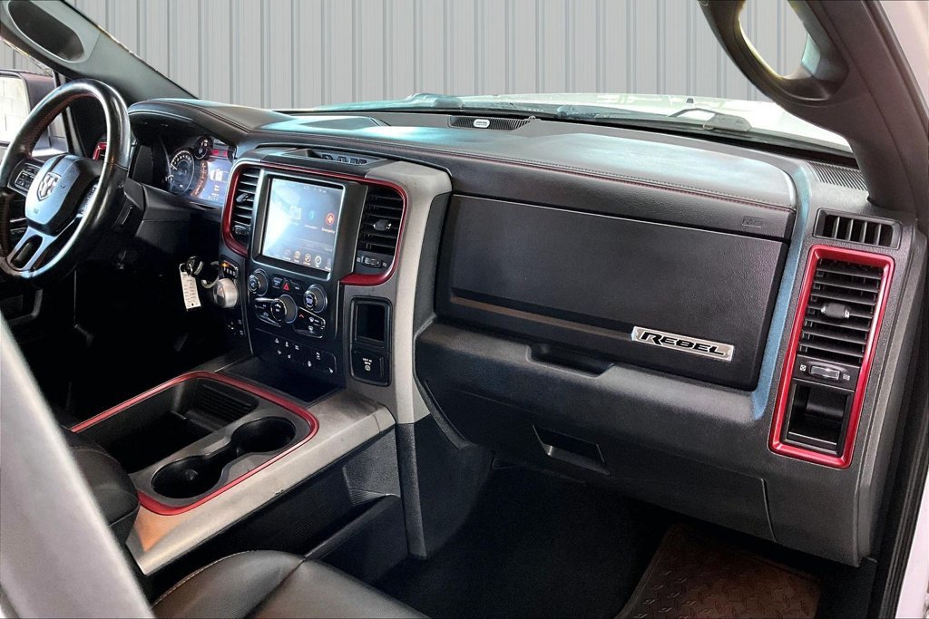 Used 2015 RAM 1500 Rebel AWD/4WD image 25