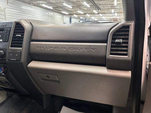Used 2020 Ford F250 XL w/ Power Equipment Group AWD/4WD image 29