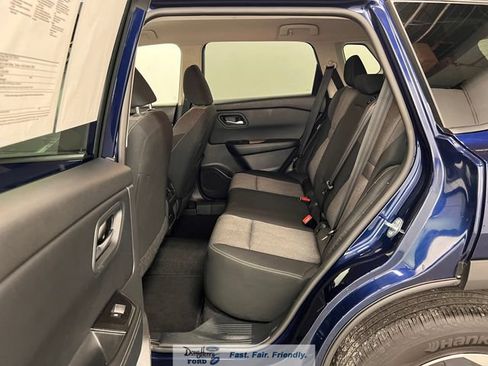 Used 2025 Nissan Rogue SV AWD/4WD image 28