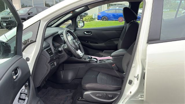Used 2023 Nissan Leaf SV Plus FWD image 10