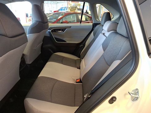 Certified 2025 Toyota RAV4 XLE w/ Convenience Package image 8