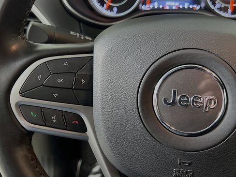 Used 2020 Jeep Cherokee High Altitude image 19