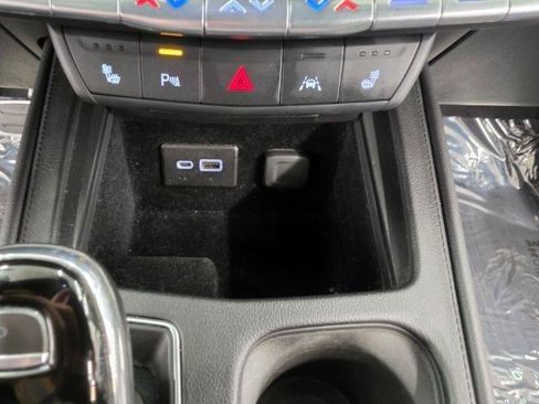 Used 2020 Cadillac XT4 Sport w/ Cold Weather Package AWD/4WD image 28