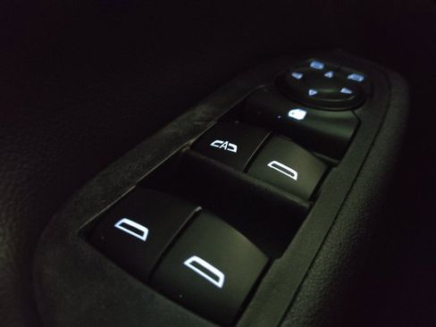 Used 2019 Chevrolet Equinox LT AWD/4WD image 27