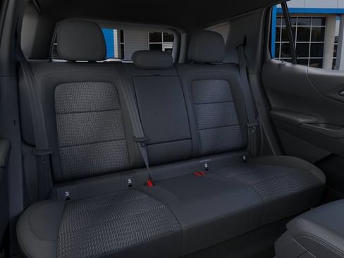 Used 2027 Chevrolet Equinox LT w/ Safety and Technology Package FWD image 17