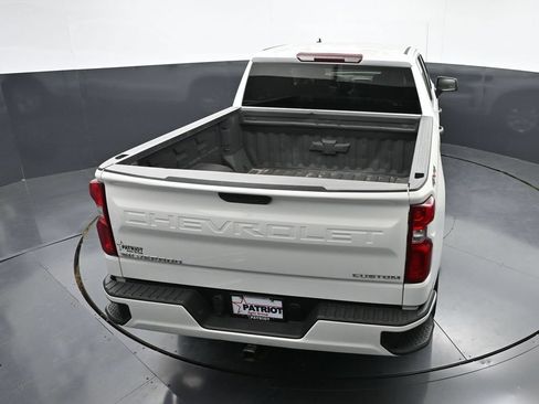 Used 2022 Chevrolet Silverado 1500 Custom AWD/4WD image 32
