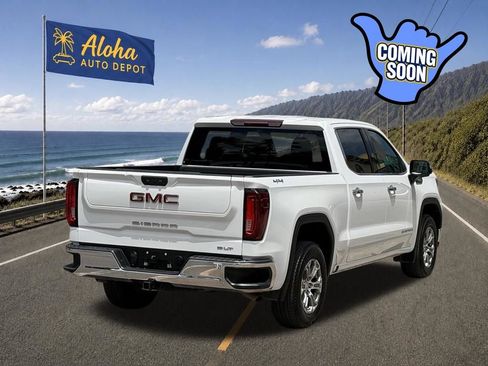 Used 2024 GMC Sierra 1500 SLT AWD/4WD image 4