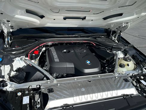 Used 2025 BMW X3 xDrive30i AWD/4WD image 15