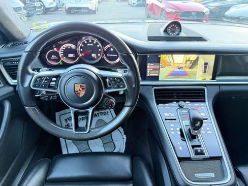 Used 2018 Porsche Panamera Turbo Sport Turismo w/ Sport Package AWD/4WD image 19