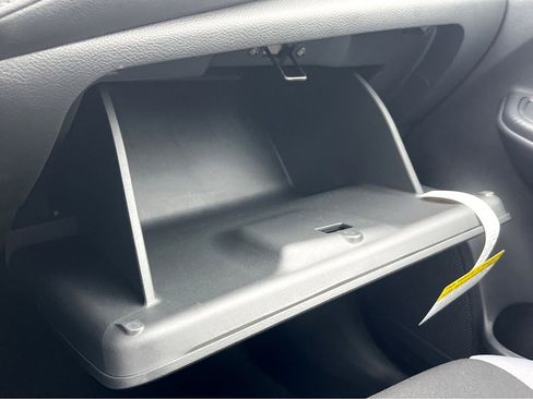 New 2025 Nissan Versa S w/ Trunk Package image 28