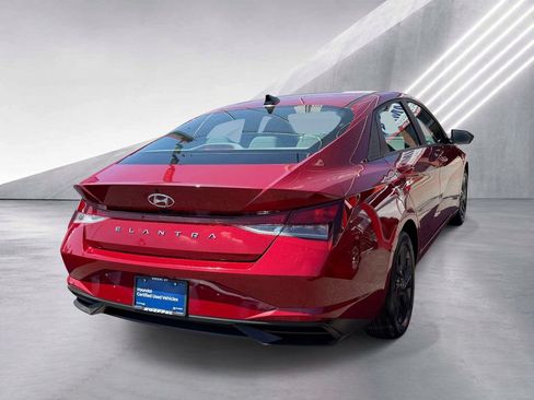 Certified 2023 Hyundai Elantra SEL FWD image 7