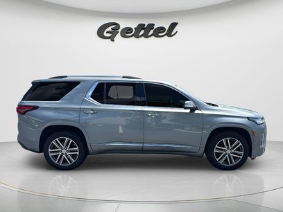Used 2023 Chevrolet Traverse High Country