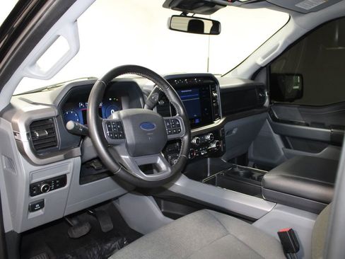 Used 2024 Ford F150 XLT w/ Mobile Office Package image 27