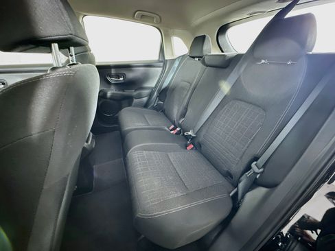 Used 2025 Honda HR-V LX image 24