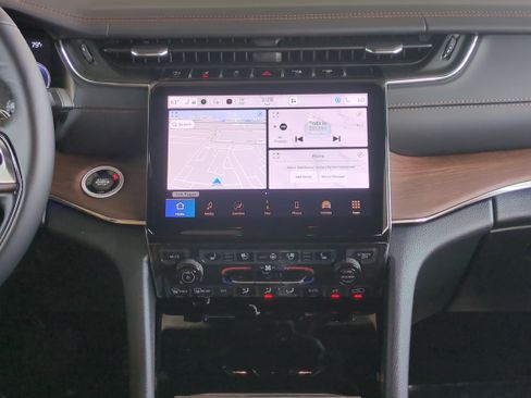 New 2025 Jeep Grand Cherokee L Summit w/ Advanced Protech Group IV image 19