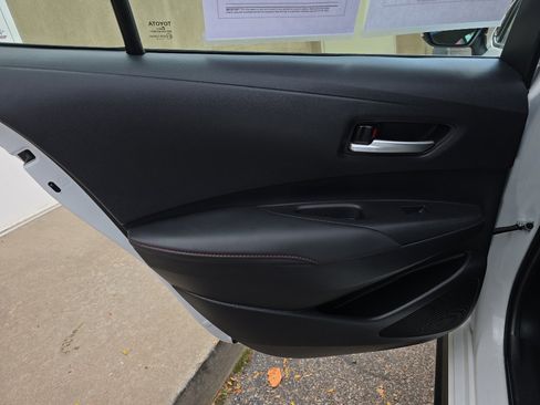 Used 2024 Toyota Corolla SE image 27