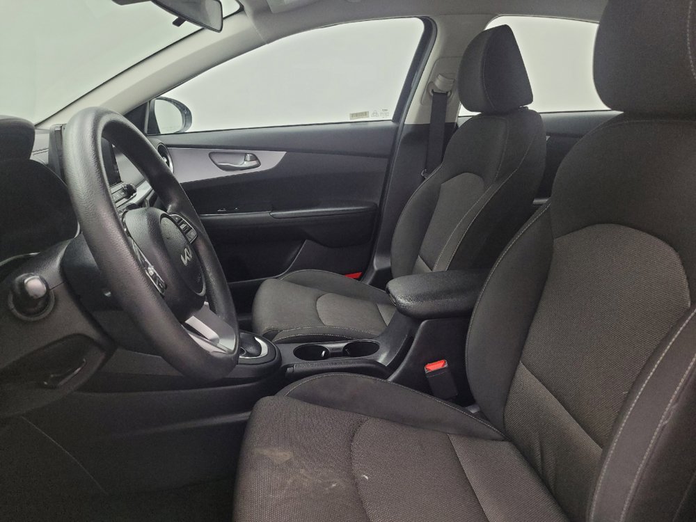 Used 2024 Kia Forte LXS FWD image 17