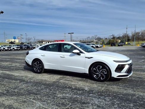 Used 2025 Hyundai Sonata SEL image 9