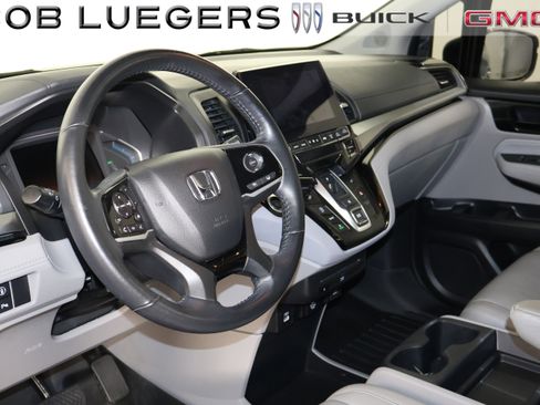 Used 2023 Honda Odyssey Touring image 9