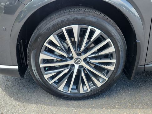 Used 2025 Lexus RX 350 w/ Convenience Package AWD/4WD image 24