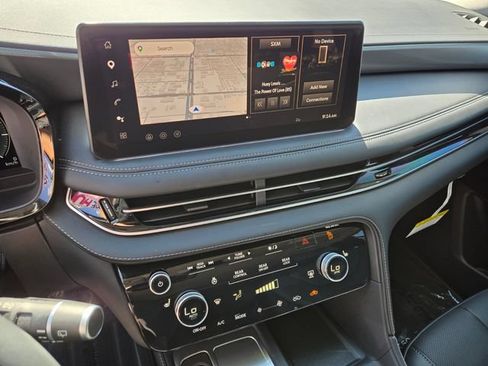 Certified 2026 INFINITI QX60 Pure w/ Cargo Package AWD/4WD image 25