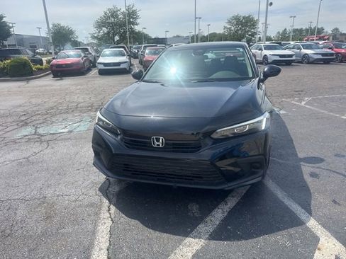 Used 2022 Honda Civic EX image 3