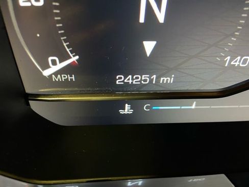 Used 2024 GMC Sierra 1500 Elevation image 18