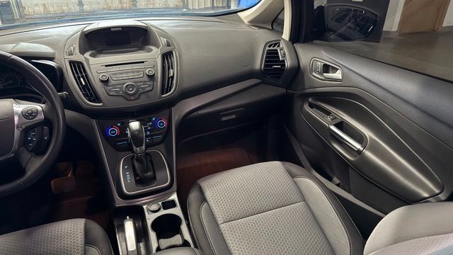 Used 2017 Ford C-MAX SE FWD image 22