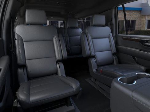 New 2026 Chevrolet Suburban LT w/ Comfort Package image 43