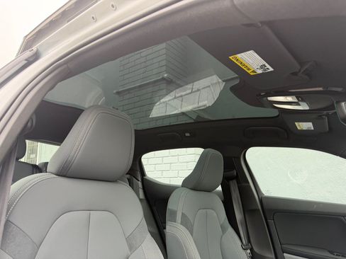 Used 2024 Polestar Polestar 2 w/ Pilot Pack RWD image 32