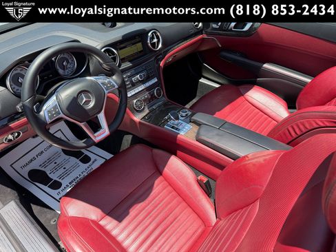 Used 2014 Mercedes-Benz SL 550 image 17