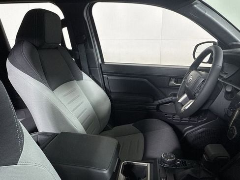 New 2025 Toyota Tacoma TRD Off-Road image 12