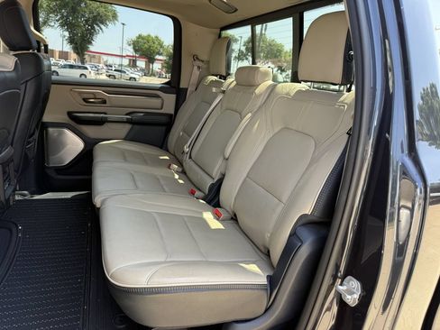 Used 2019 RAM 1500 Limited RWD image 28