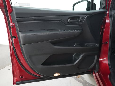 Used 2024 Honda Odyssey Sport image 21