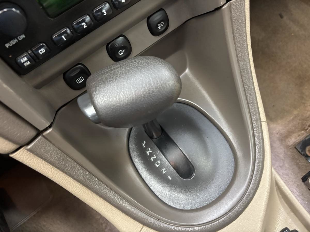 Used 2001 Ford Mustang GT RWD image 27