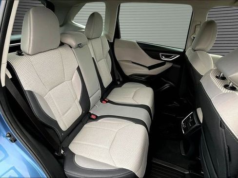 Used 2023 Subaru Forester Premium image 24
