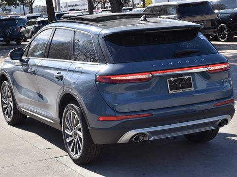 New 2026 Lincoln Corsair Reserve image 9