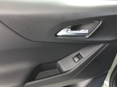 New 2026 Chevrolet Equinox LT image 12