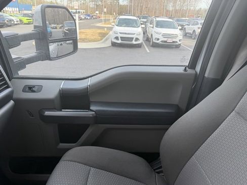 Used 2019 Ford F350 XLT w/ XLT Premium Package image 20