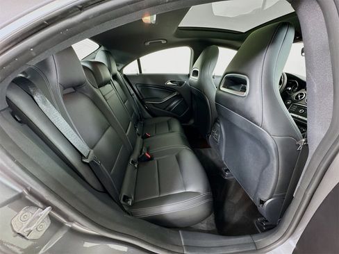Used 2019 Mercedes-Benz CLA 250 4MATIC image 28