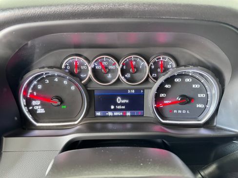 Certified 2021 Chevrolet Silverado 1500 LT AWD/4WD image 16