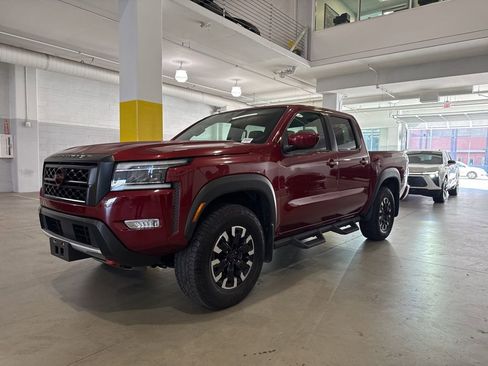 Used 2024 Nissan Frontier PRO-4X w/ Off-Road Protection Package image 9