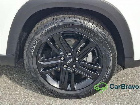 Used 2024 Chevrolet Trax ACTIV w/ Driver Confidence Package FWD image 8