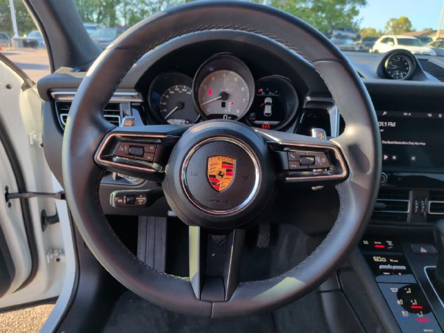 Used 2022 Porsche Macan S AWD/4WD image 14
