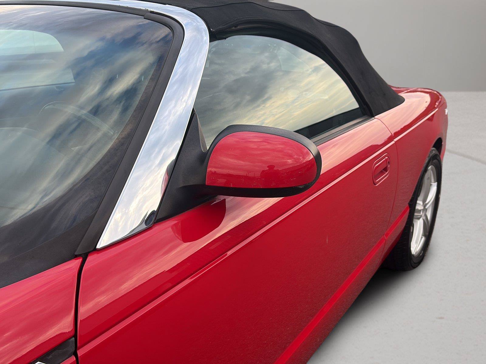 Used 2003 Ford Thunderbird RWD image 32