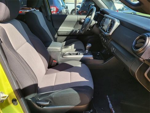 Used 2023 Toyota Tacoma TRD Sport image 10