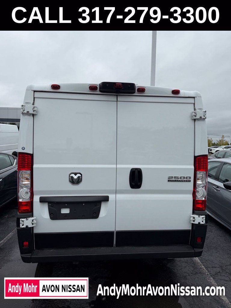 Used 2025 RAM ProMaster 2500 w/ Convenience Group FWD image 5