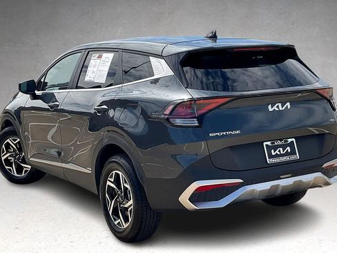 Certified 2024 Kia Sportage LX image 4