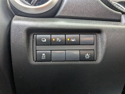 Used 2024 Nissan Versa S w/ Trunk Package FWD image 19