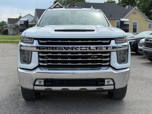 Used 2020 Chevrolet Silverado 2500 LTZ w/ LTZ Premium Package AWD/4WD image 9